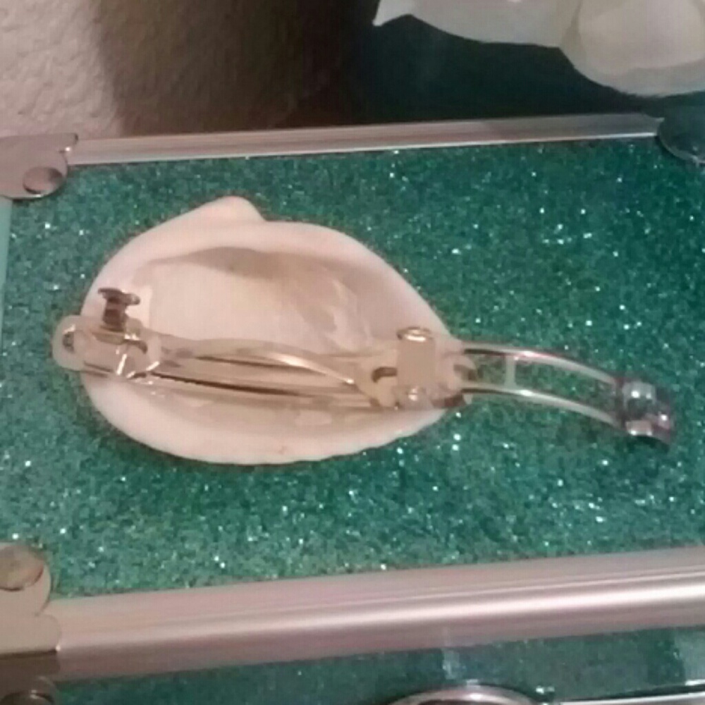 Shell/necklace - Picture 3 of 3